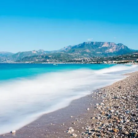 아파트 Seaside Akrata's House *