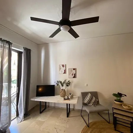 Lägenhet Seaside Akrata's House