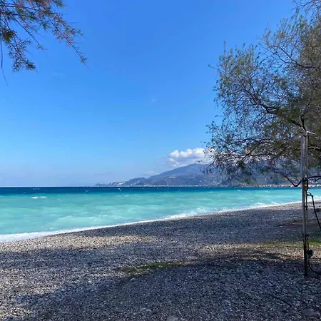 아파트 Seaside Akrata's House Paralia Akratas